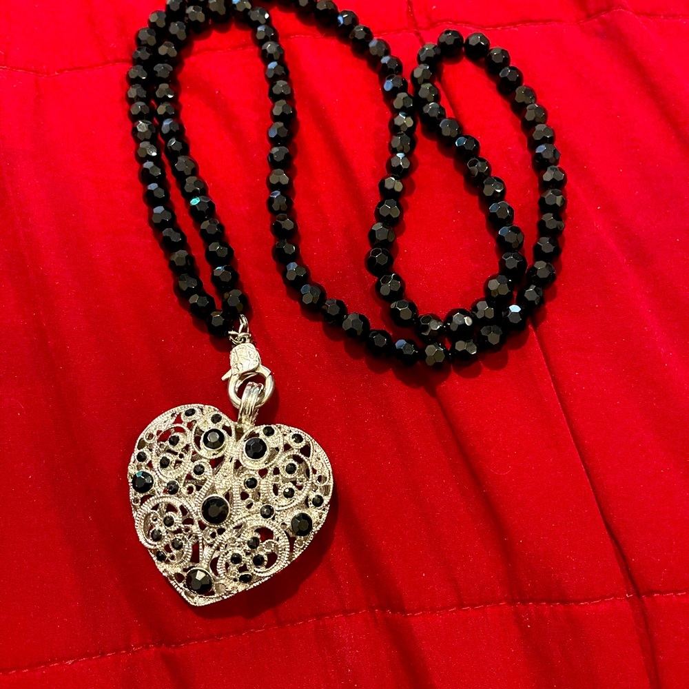 Necklace - Picture 2 of 3